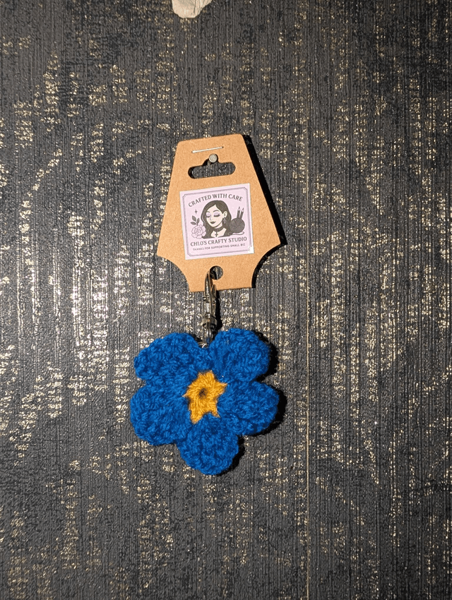 🌸 Handmade Crochet Flower Keyring | Colourful Floral Bag Charm | Custom Colour Keychain