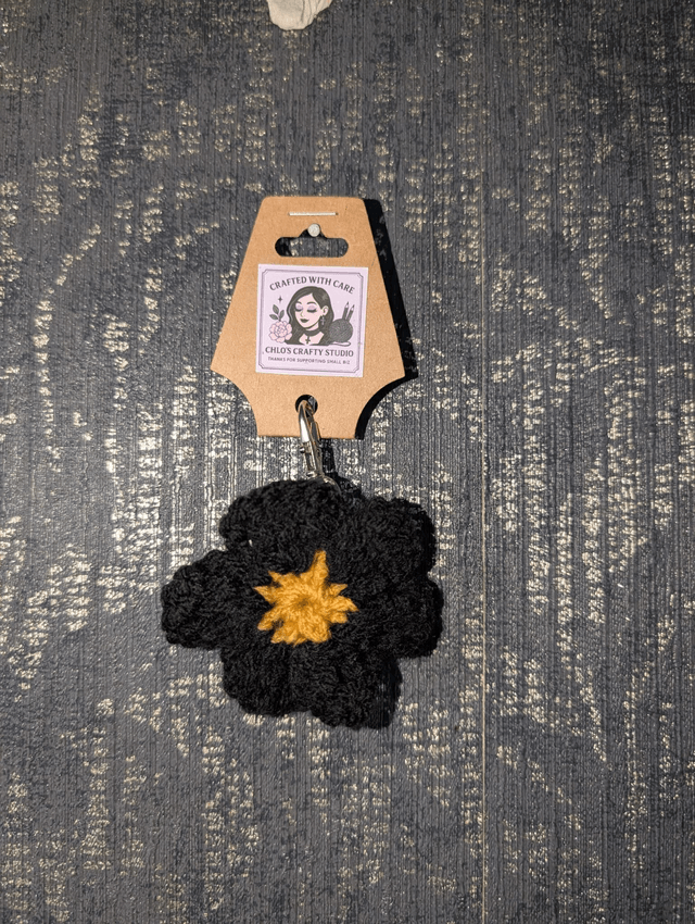 🌸 Handmade Crochet Flower Keyring | Colourful Floral Bag Charm | Custom Colour Keychain