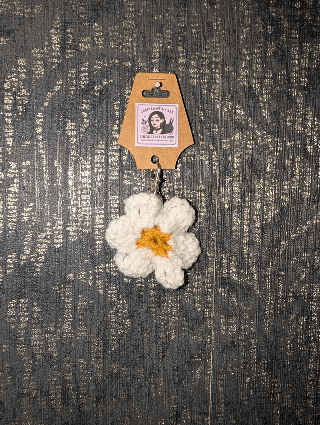 🌸 Handmade Crochet Flower Keyring | Colourful Floral Bag Charm | Custom Colour Keychain